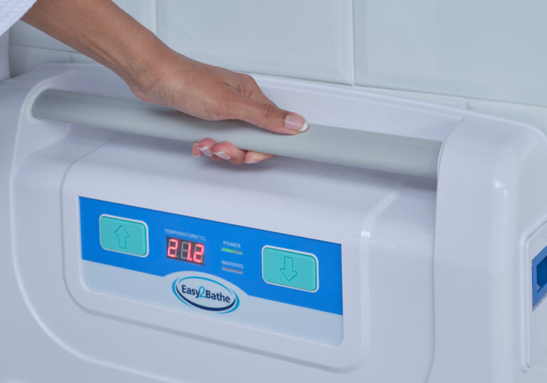 Bath Lifts for Elderly How Bath Lifts Work Easy2Bathe